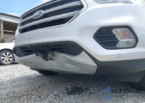 2017 Ford Escape Titanium из США, поврежденный, VIN 1FMCU0JD7HUA19017